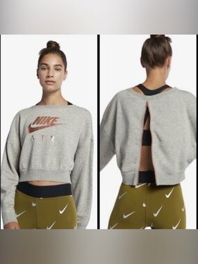 Nike Grey Cropped Sweatshirt with Rose Gold Nike Air Logo